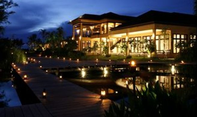 Moevenpick Asara Resort & Suite Exterior