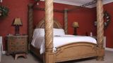 Depot Inn & Suites Suite
