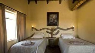Grassland Bushman Lodge