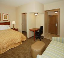 Hawthorn Suites Panama City Beach Room