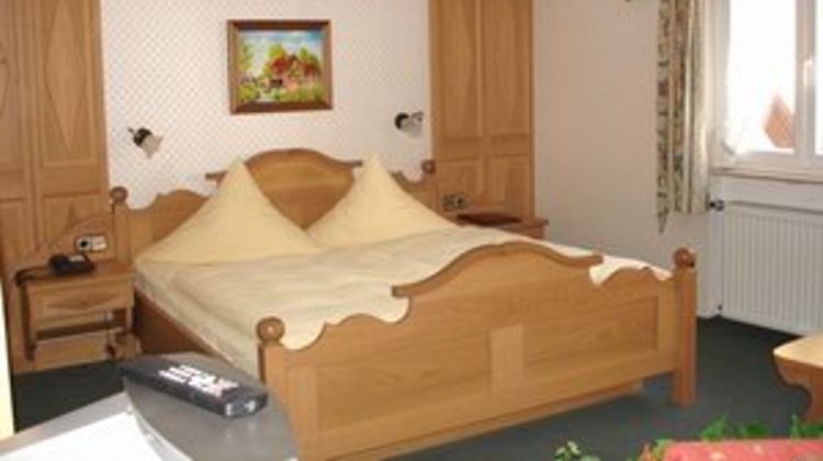 Hotel und Gasthof zur Sonne Room