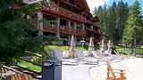 <b>The Lodge at Sandpoint Exterior</b>