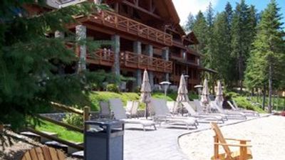 The Lodge at Sandpoint