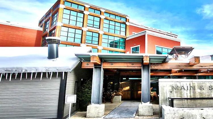Main & SKY, Park City Exterior