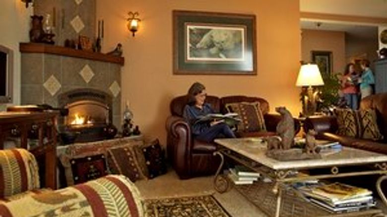 <b>Black Bear Inn Lobby</b>