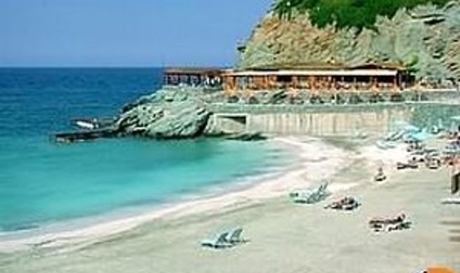Agia Pelagia Hotel Bellevue Exterior