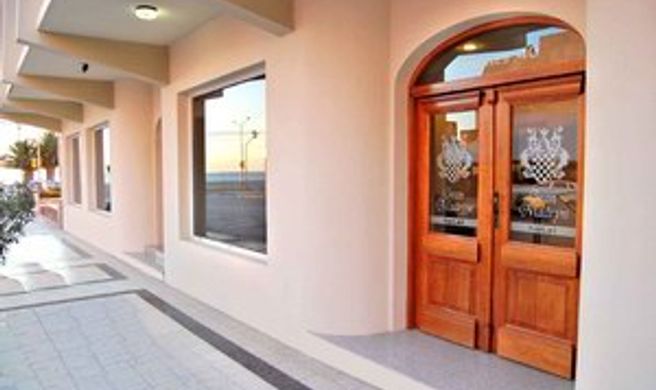 Hotel Gran Madryn Exterior