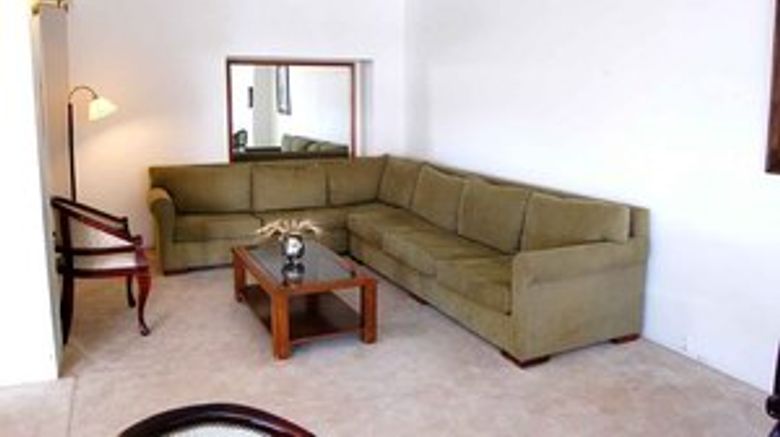 <b>Hotel Gran Madryn Lobby</b>