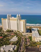 Hotel Riu Emerald Bay