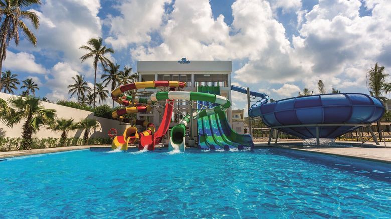 <b>Hotel Riu Emerald Bay Pool</b>