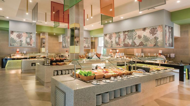 <b>Hotel Riu Emerald Bay Restaurant</b>