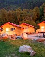 Knik River Lodge