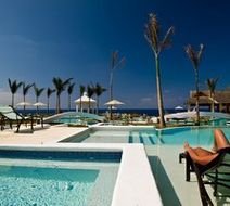 The Cliff Hotel Pool