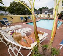Hotel Rehoboth Pool