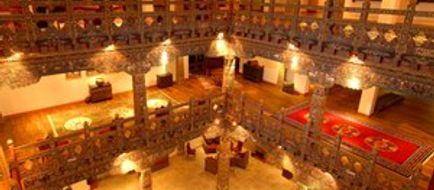 Zhiwa Ling Hotel Lobby