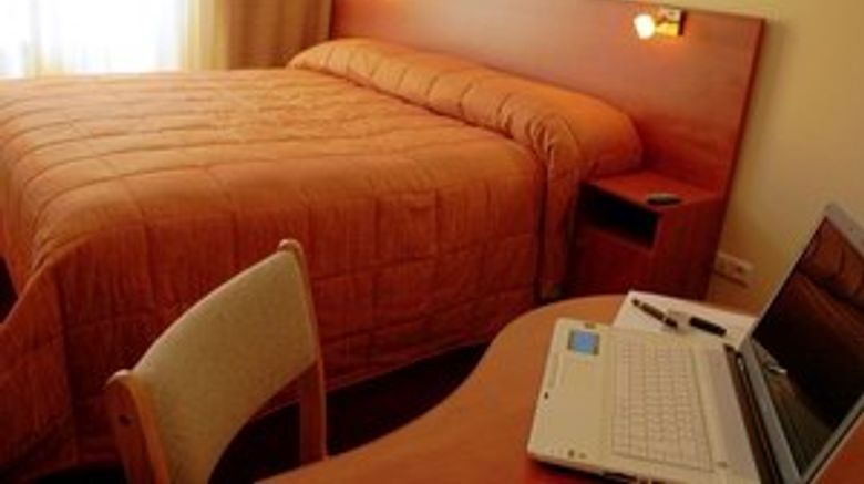 <b>Barsam Suites Hotel Room</b>