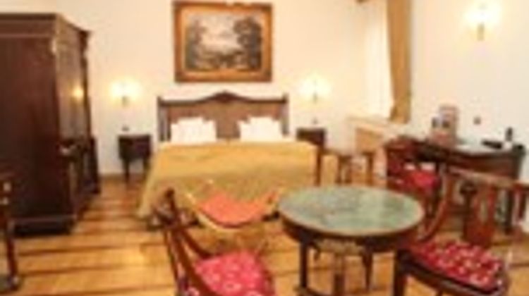 St George Residence Room
