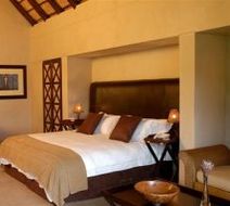 Kloofzicht Lodge Room