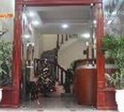 Victory Queen Hotel Lobby