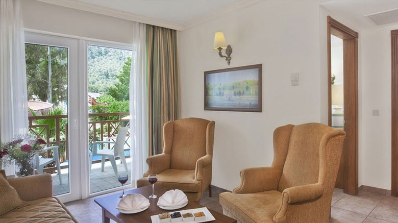 <b>AKKA Claros Hotel Suite</b>
