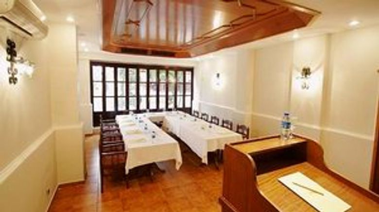 <b>Aspen Hotel Meeting</b>