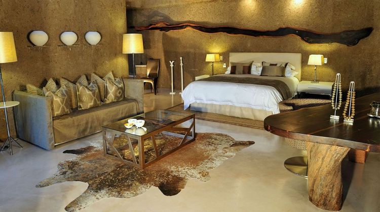 Sabi Sabi Earth Lodge, Sabi Sands Room