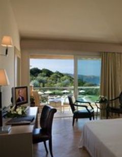 L'Ea Bianca Luxury Resort