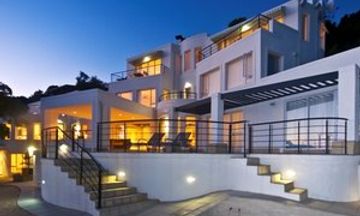Villa Afrikana Guest Suites