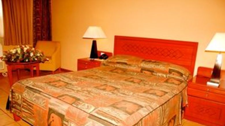 <b>Cresta Golfview Hotel Room</b>