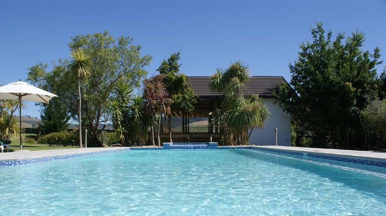 <b>WedgeView Country House & Spa Pool</b> <b>WedgeView Country House & Spa Pool</b>