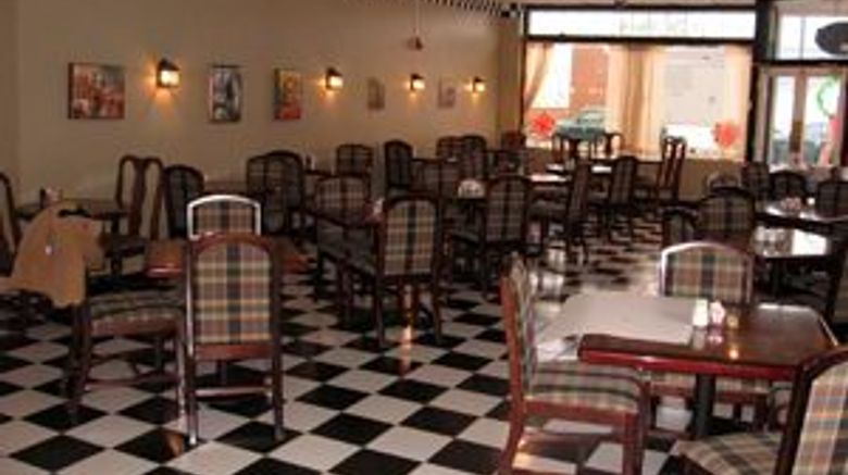 <b>Commodore Hotel Linden Restaurant</b>