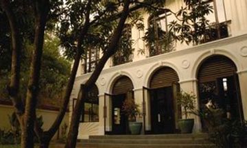 Heritage Suites Hotel