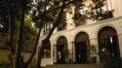 Heritage Suites Hotel