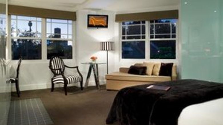 <b>Sydney Potts Point Central Room</b>