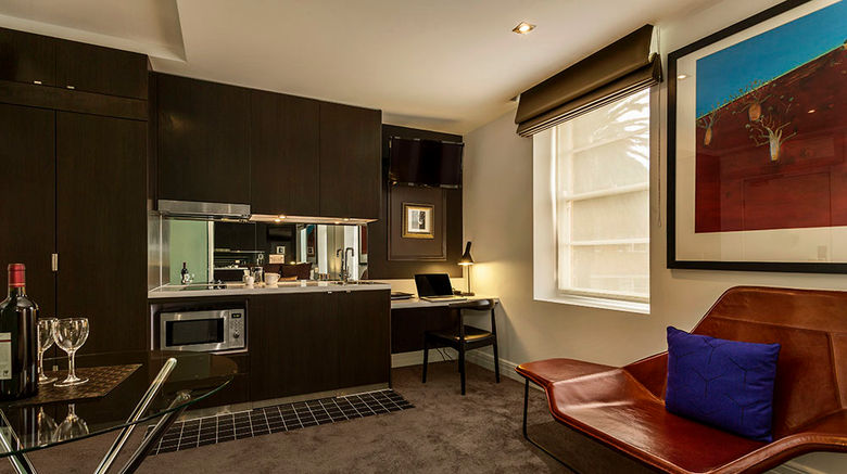 <b>Quest East Melbourne Room</b>