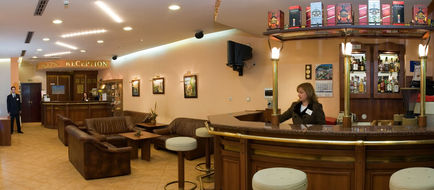 Hotel Plaza Lobby