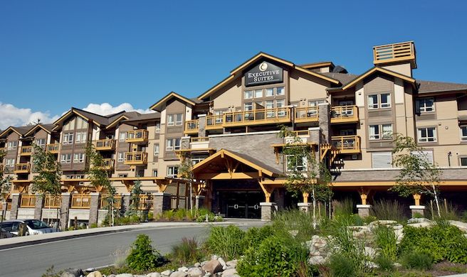 Executive Suites Garibaldi Springs Exterior