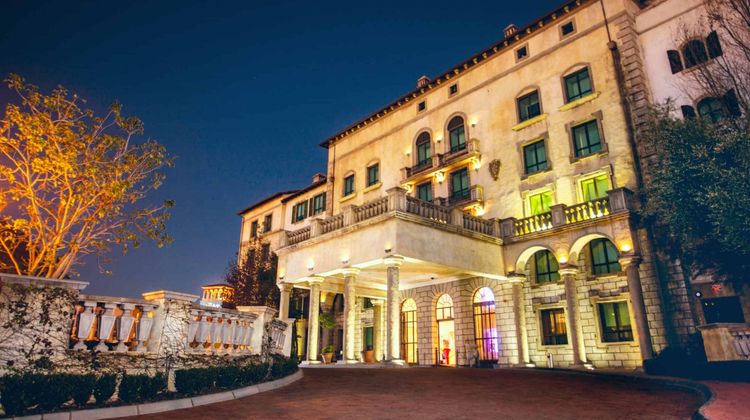 The Piazza Hotel Montecasino Exterior