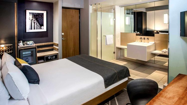 The Piazza Hotel Montecasino Room