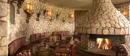 Salt Lick Safari Lodge Lobby