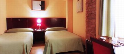 Hotel Carlos V Room
