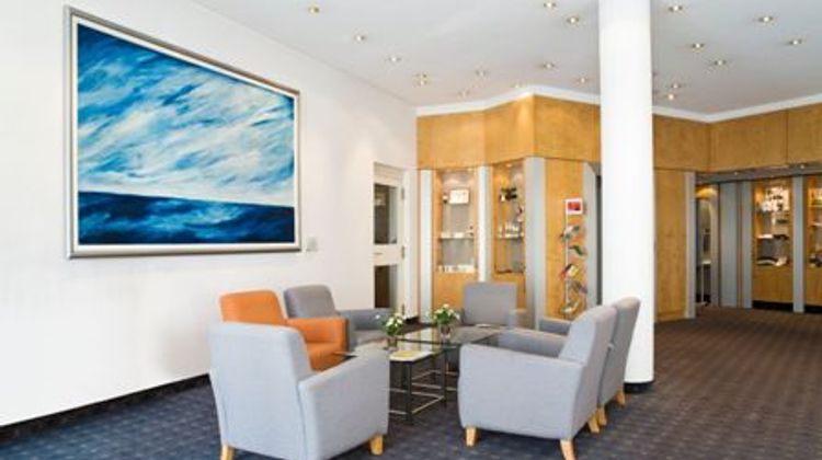 ATLANTIC Hotel Vegesack Lobby
