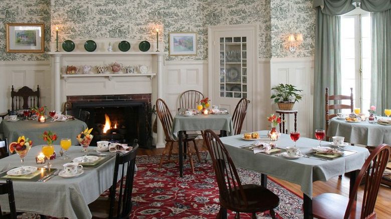 <b>Birchwood Inn Restaurant</b>