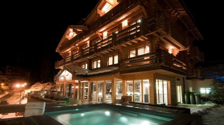 The Lodge Pool