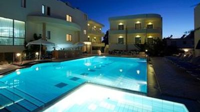 Yakinthos Hotel