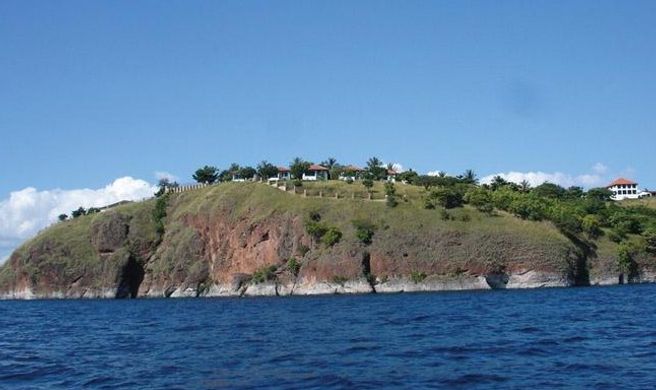 Kigoma Hilltop Lodge Exterior