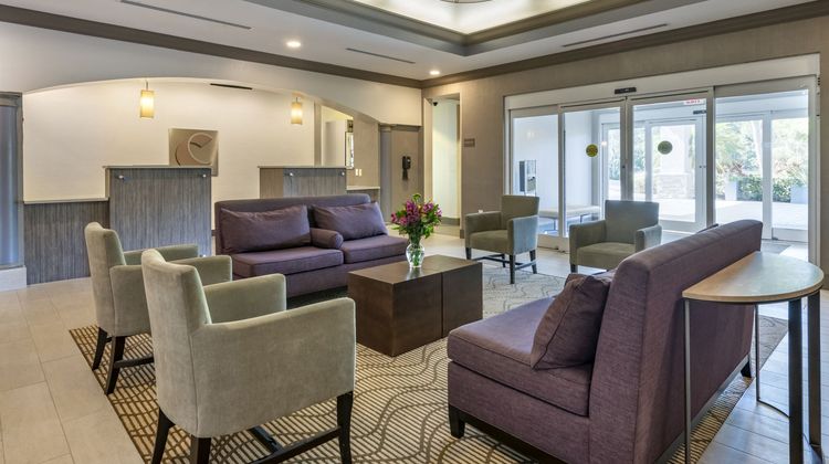 Comfort Inn & Suites Port Charlotte Lobby