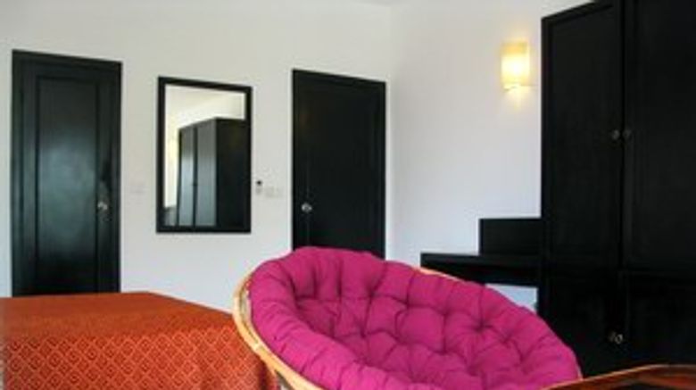 <b>Frangipani Villa-60S Hotel Suite</b>
