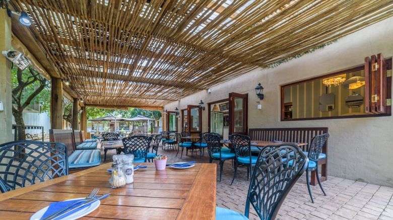 <b>Casterbridge Hollow Boutique Hotel Restaurant</b>