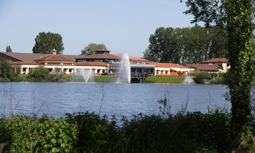 Wyboston Lakes Resort - Drift Inn